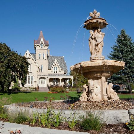Elm Hurst Inn & Spa Ingersoll Exterior photo