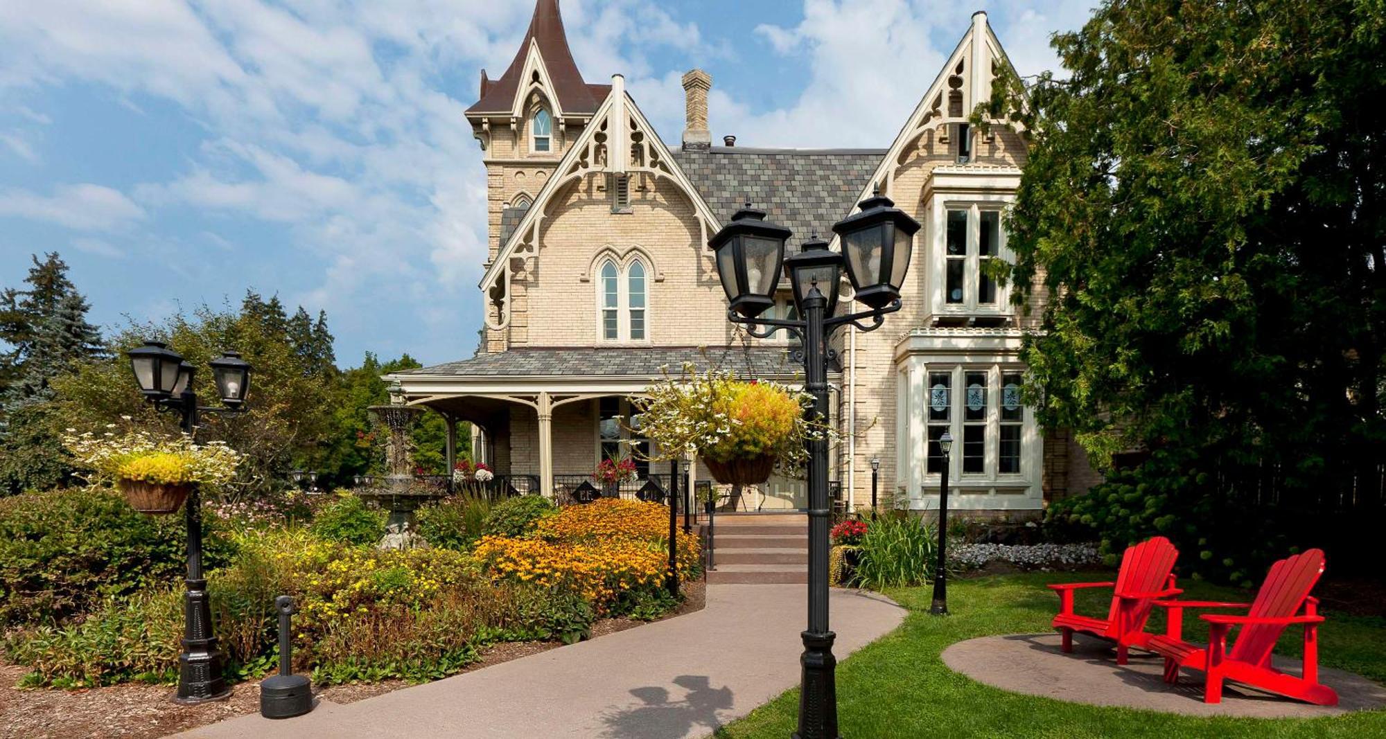 Elm Hurst Inn & Spa Ingersoll Exterior photo